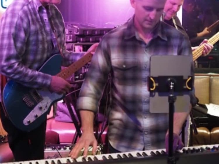 The Embers KC performing